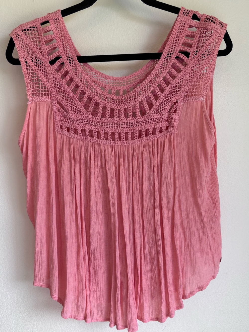 Rip Curl Pink Crochet Yoke Sleeveless Camisole